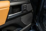 Land Rover Defender din 2023 cu 34.703 km - oferta LAN169434 - foto 13