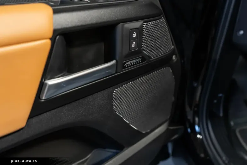 Land Rover Defender din 2023 cu 34.703 km - oferta LAN169434 - foto 13