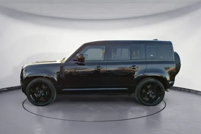 Land Rover Defender din 2024 cu 21.748 km - oferta LAN169435 - foto 2