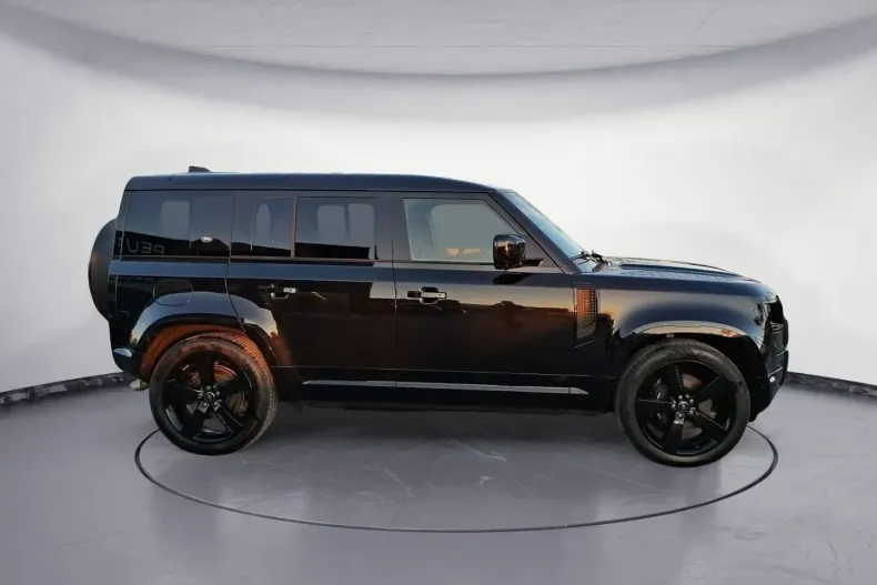 Land Rover Defender din 2024 cu 21.748 km - oferta LAN169435 - foto 5