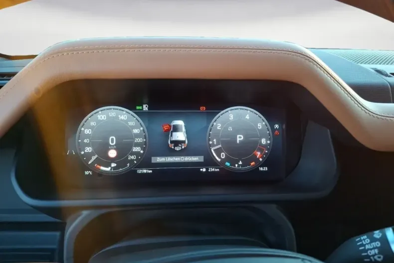 Land Rover Defender din 2024 cu 21.748 km - oferta LAN169435 - foto 9