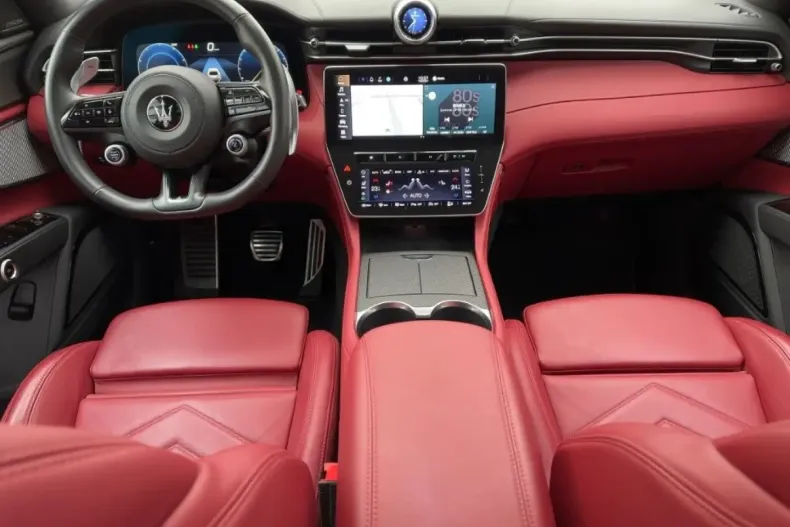 Maserati Grecale din 2022 cu 36.476 km - oferta MAS169436 - foto 10