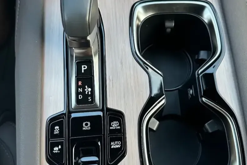 Lexus RX 450 din 2024 cu 22.000 km - oferta LEX169437 - foto 17