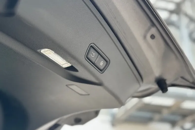 Maserati Grecale din 2023 cu 59.000 km - oferta MAS169439 - foto 9