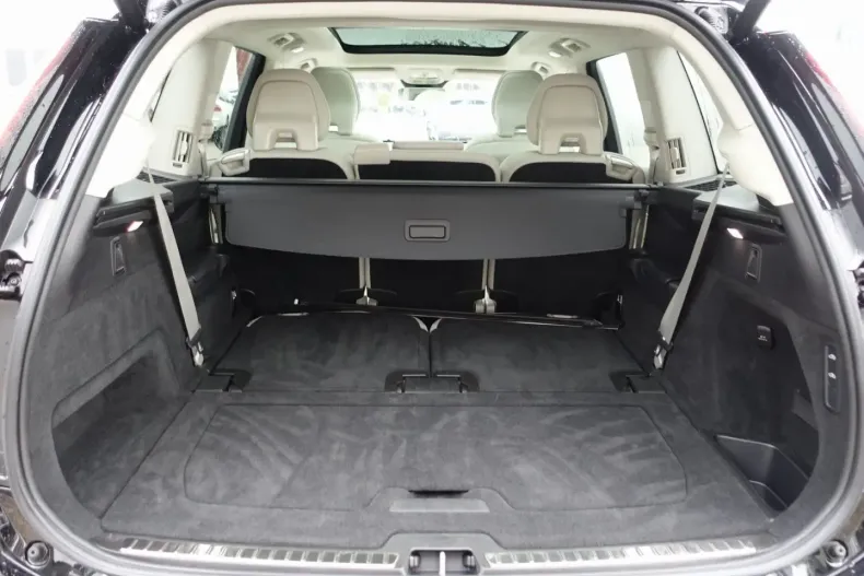 Volvo XC90 din 2025 cu 19.490 km - oferta VOL169440 - foto 22