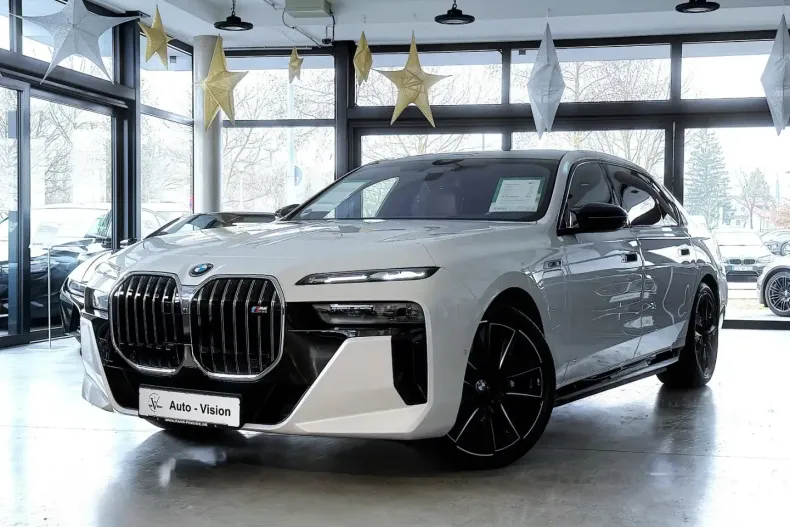 BMW M760 din 2023 cu 26.172 km - oferta BMW169443 - foto 1