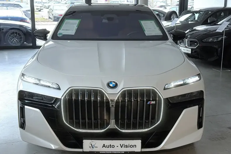 BMW M760 din 2023 cu 26.172 km - oferta BMW169443 - foto 3