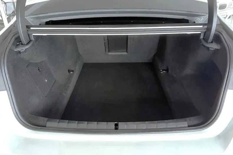 BMW M760 din 2023 cu 26.172 km - oferta BMW169443 - foto 11