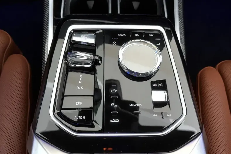 BMW M760 din 2023 cu 26.172 km - oferta BMW169443 - foto 28