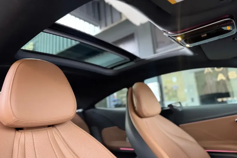 Mercedes-Benz CLE 300 din 2025 cu 4.500 km - oferta MER169454 - foto 16