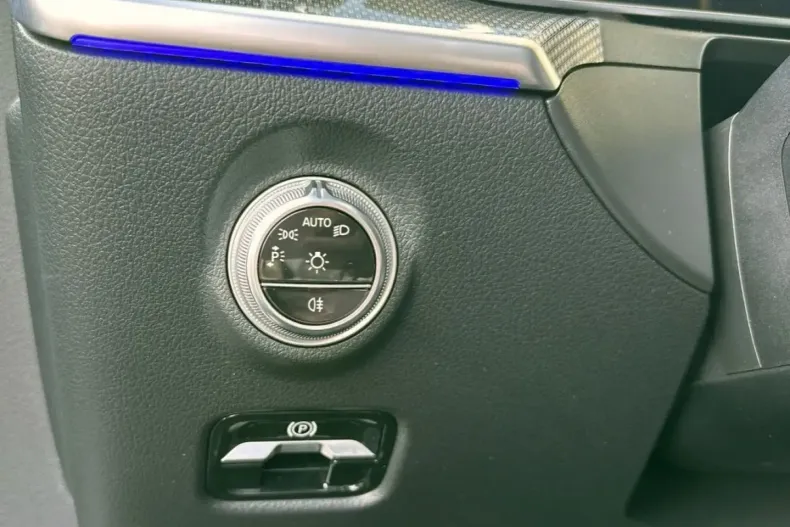 Mercedes-Benz CLE 300 din 2024 cu 23.488 km - oferta MER169465 - foto 8