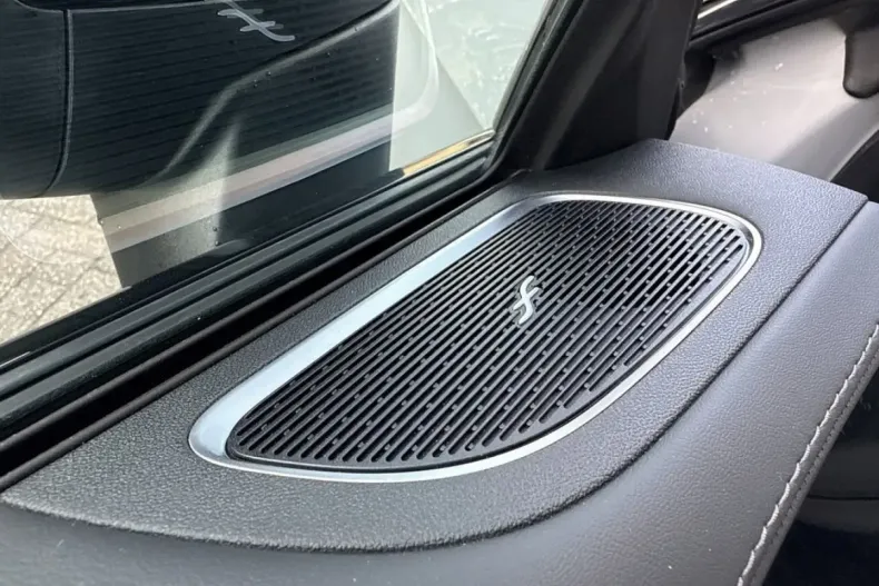 Mercedes-Benz CLE 300 din 2024 cu 23.488 km - oferta MER169465 - foto 20