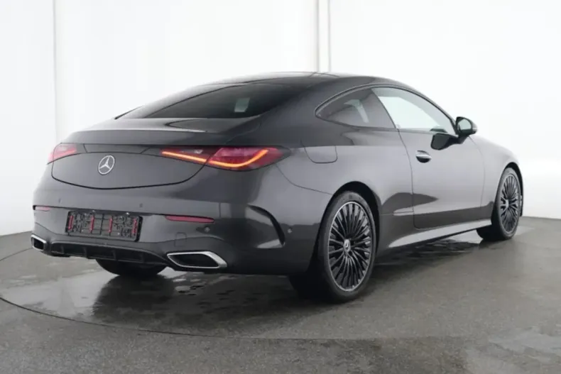 Mercedes-Benz CLE 300 din 2024 cu 6.721 km - oferta MER169467 - foto 2