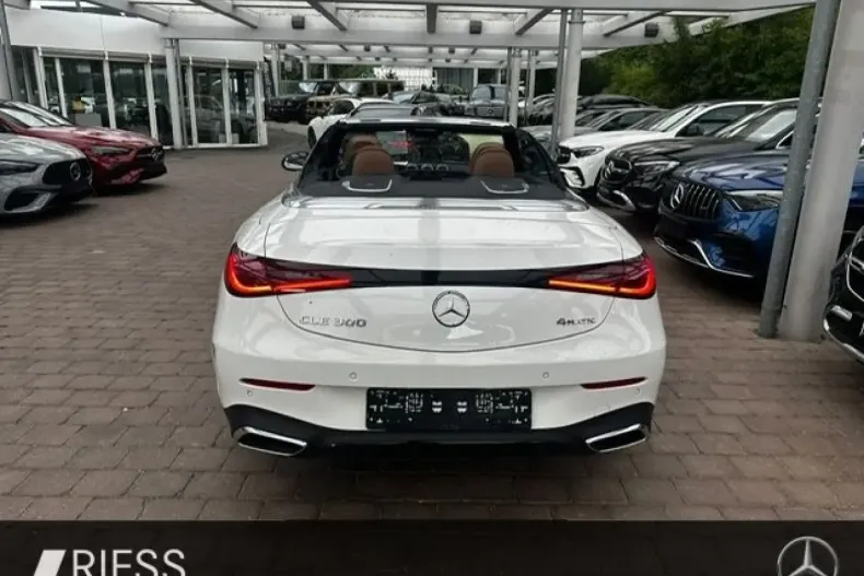 Mercedes-Benz CLE 300 din 2024 cu 2.029 km - oferta MER169469 - foto 5