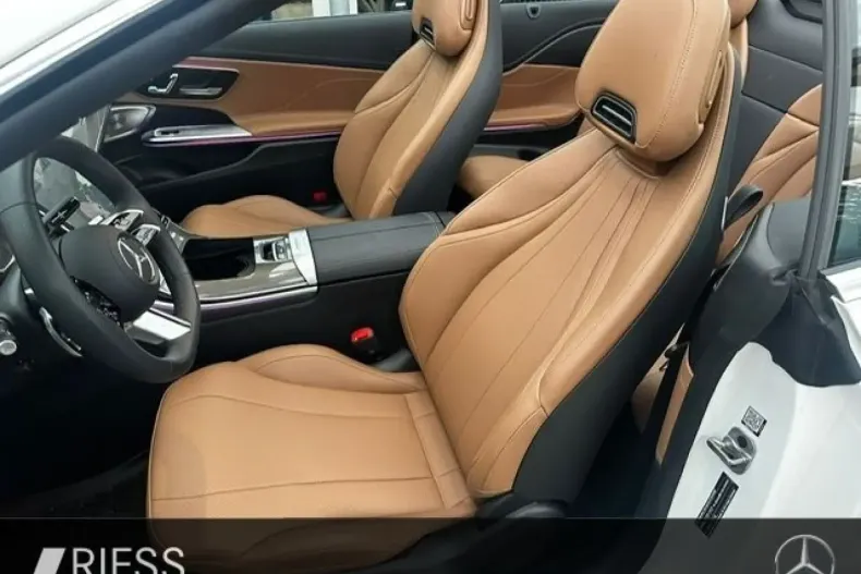 Mercedes-Benz CLE 300 din 2024 cu 2.029 km - oferta MER169469 - foto 11