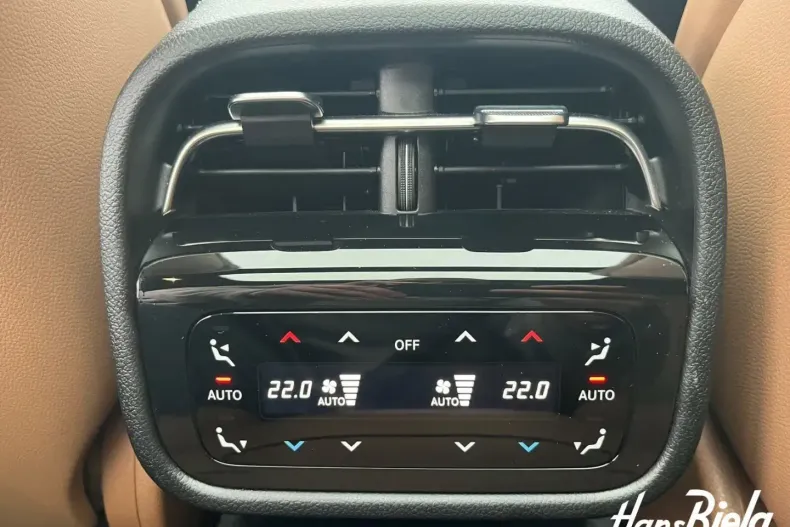 Mercedes-Benz E 300 din 2024 cu 20.343 km - oferta MER169473 - foto 13