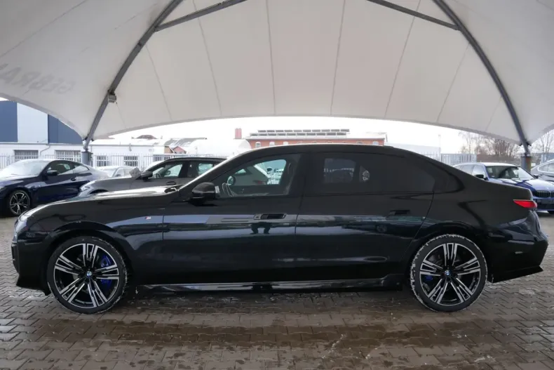 BMW 740 din 2022 cu 53.393 km - oferta BMW169474 - foto 4