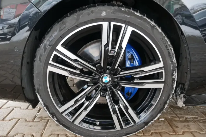 BMW 740 din 2022 cu 53.393 km - oferta BMW169474 - foto 6