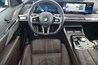 BMW 740 din 2022 cu 53.393 km - oferta BMW169474 - foto 13