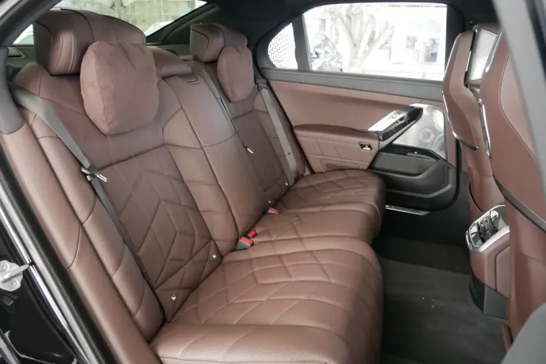 BMW 740 din 2022 cu 53.393 km - oferta BMW169474 - foto 26