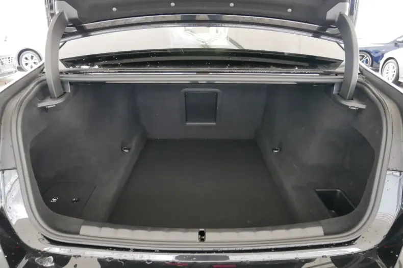 BMW 740 din 2022 cu 53.393 km - oferta BMW169474 - foto 30