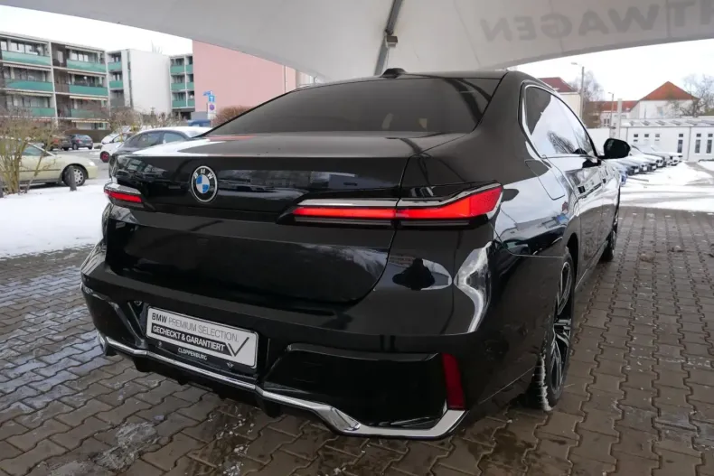 BMW 740 din 2022 cu 53.393 km - oferta BMW169474 - foto 33