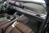 BMW 740 din 2022 cu 53.393 km - oferta BMW169474 - foto 37