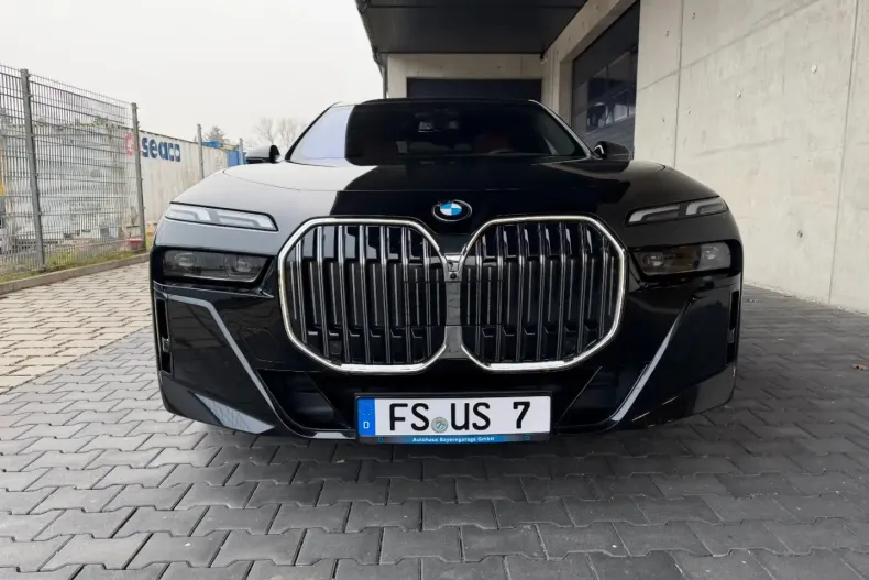 BMW 740 din 2024 cu 14.400 km - oferta BMW169476 - foto 2