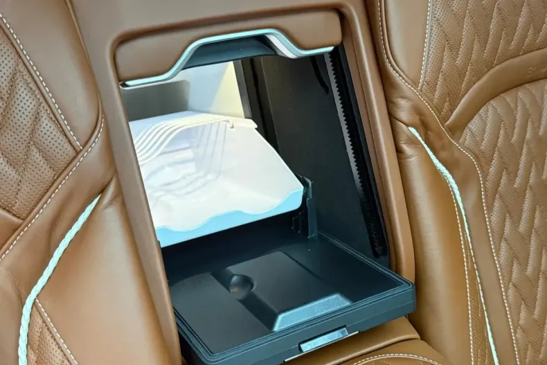 BMW 740 din 2022 cu 84.500 km - oferta BMW169477 - foto 29