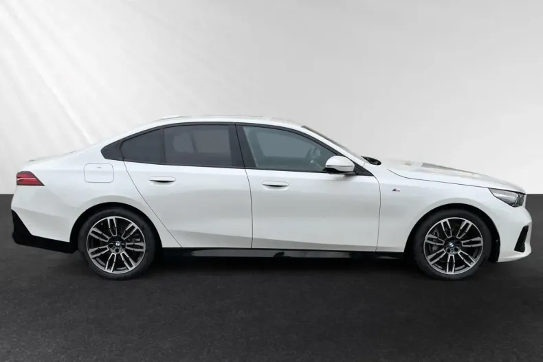 BMW 540 din 2025 cu 15.498 km - oferta BMW169478 - foto 2