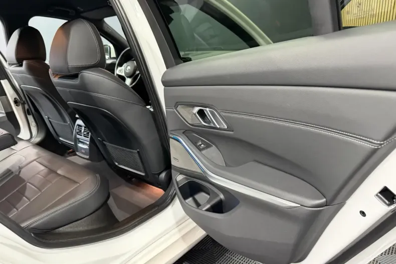 BMW 330 din 2021 cu 112.105 km - oferta BMW169483 - foto 24