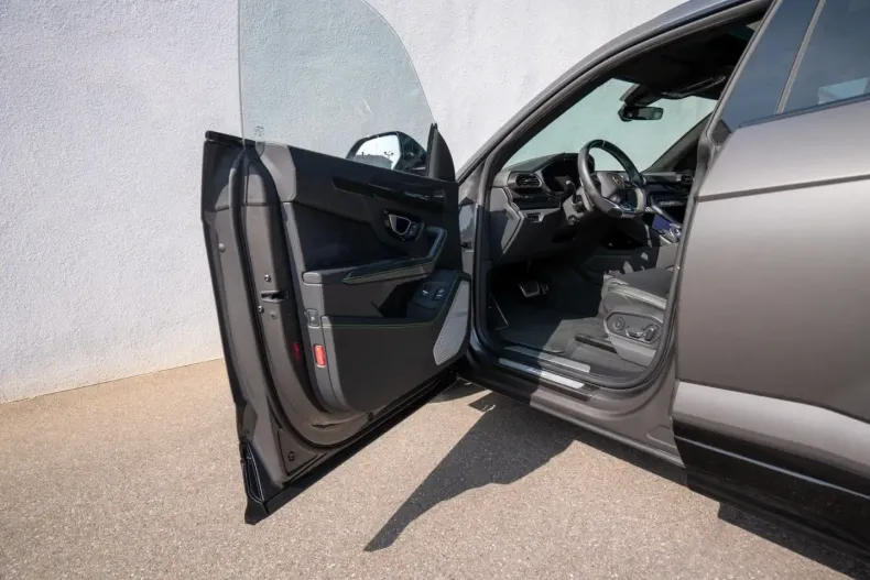 Lamborghini Urus din 2022 cu 93.100 km - oferta LAM169487 - foto 32