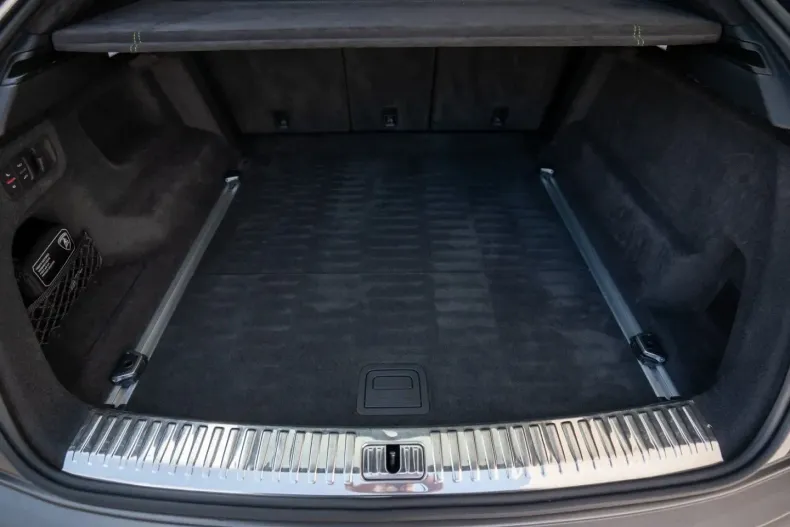 Lamborghini Urus din 2022 cu 93.100 km - oferta LAM169487 - foto 36