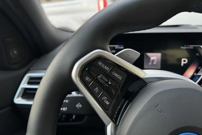 BMW 330 din 2024 cu 17.374 km - oferta BMW169488 - foto 15