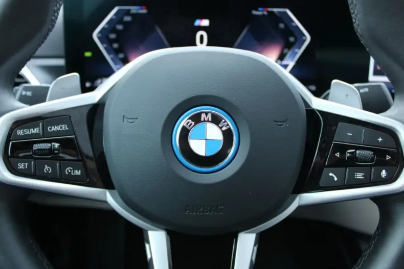 BMW 330 din 2024 cu 19.653 km - oferta BMW169489 - foto 11