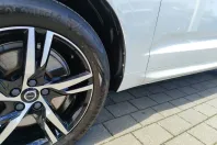 Volvo XC60 din 2022 cu 51.380 km - oferta VOL169508 - foto 10