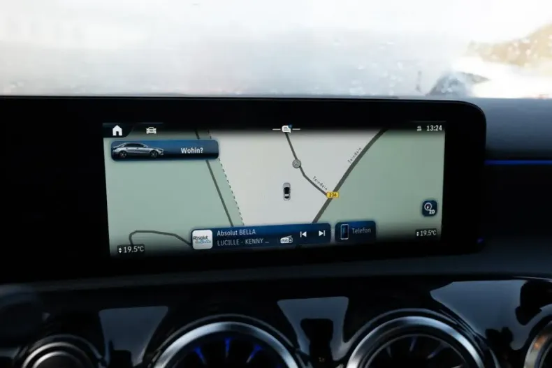 Mercedes-Benz A 220 din 2023 cu 6.729 km - oferta MER169509 - foto 9