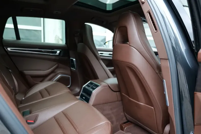 Porsche Panamera din 2022 cu 57.562 km - oferta POR169513 - foto 24