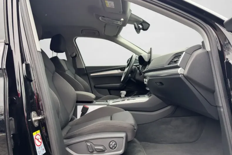 Audi Q5 din 2022 cu 39.376 km - oferta AUD169514 - foto 4