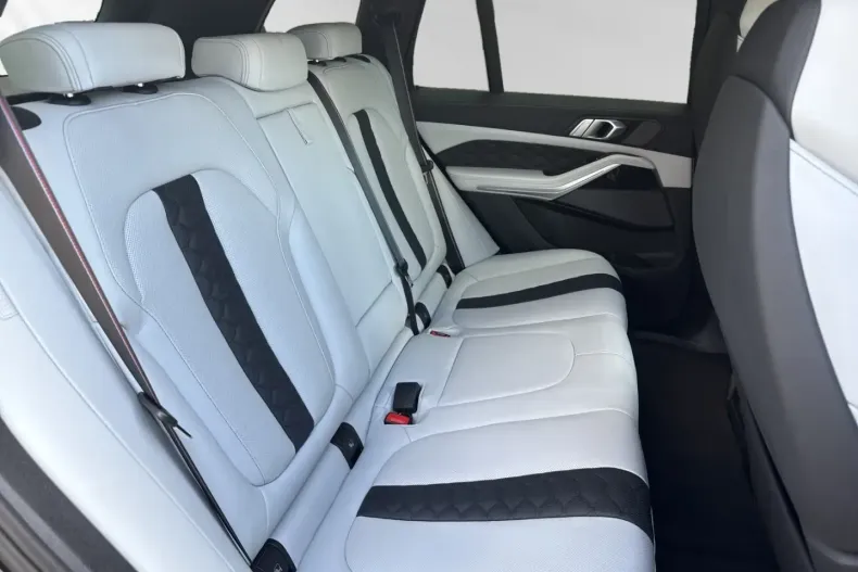 BMW X5 M din 2024 cu 9.410 km - oferta BMW169523 - foto 12