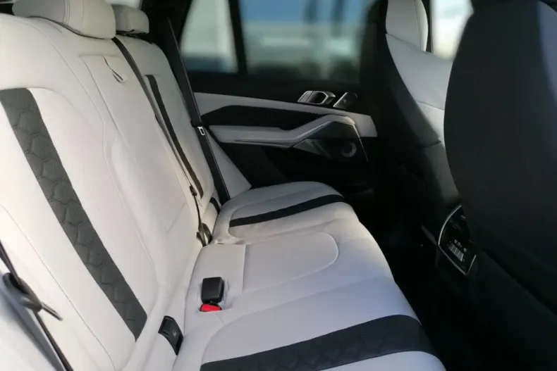 BMW X5 M din 2022 cu 43.750 km - oferta BMW169526 - foto 13