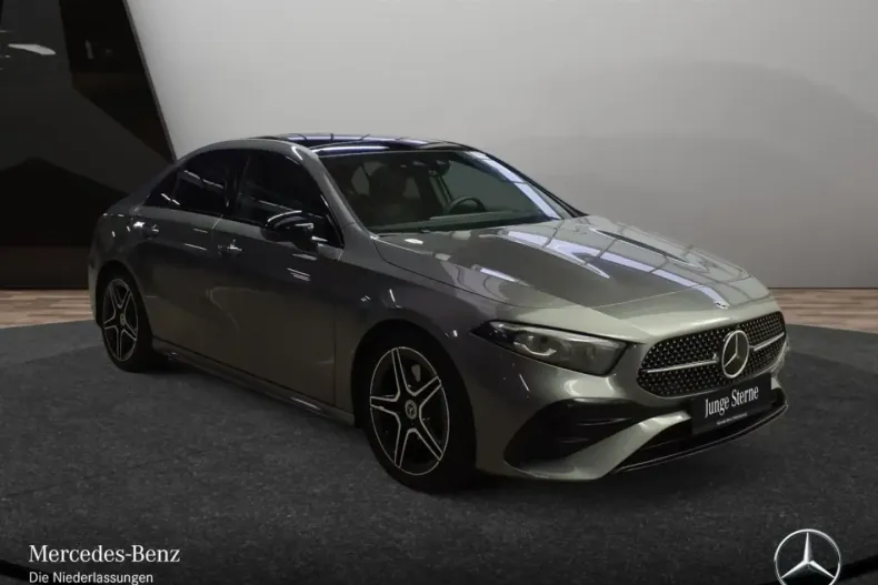 Mercedes-Benz A 220 din 2024 cu 6.311 km - oferta MER169528 - foto 3