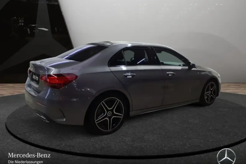 Mercedes-Benz A 220 din 2024 cu 6.311 km - oferta MER169528 - foto 7