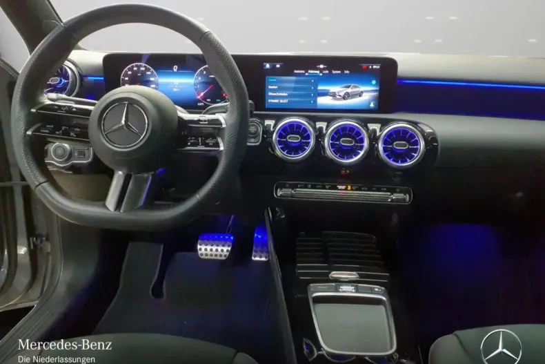 Mercedes-Benz A 220 din 2024 cu 6.311 km - oferta MER169528 - foto 12