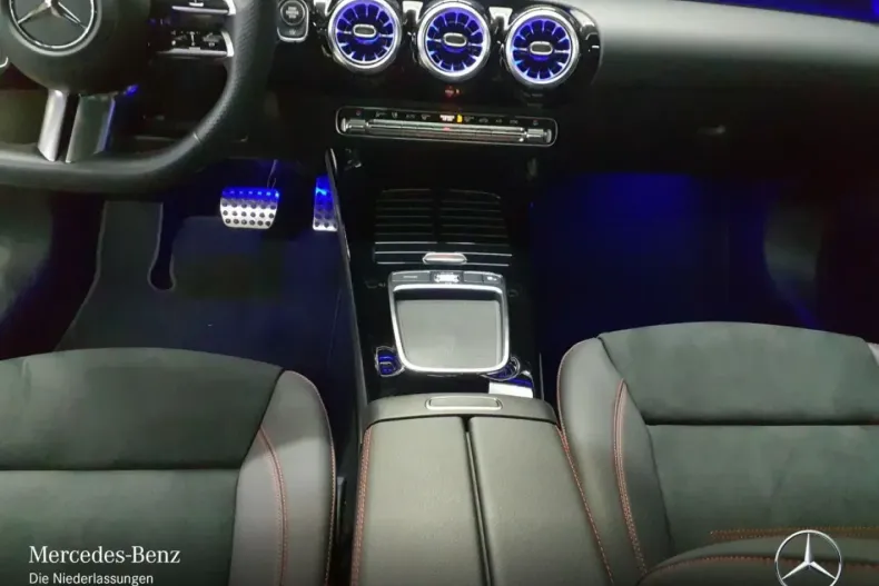 Mercedes-Benz A 220 din 2024 cu 6.311 km - oferta MER169528 - foto 14