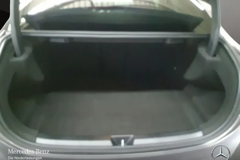 Mercedes-Benz A 220 din 2024 cu 6.311 km - oferta MER169528 - foto 17