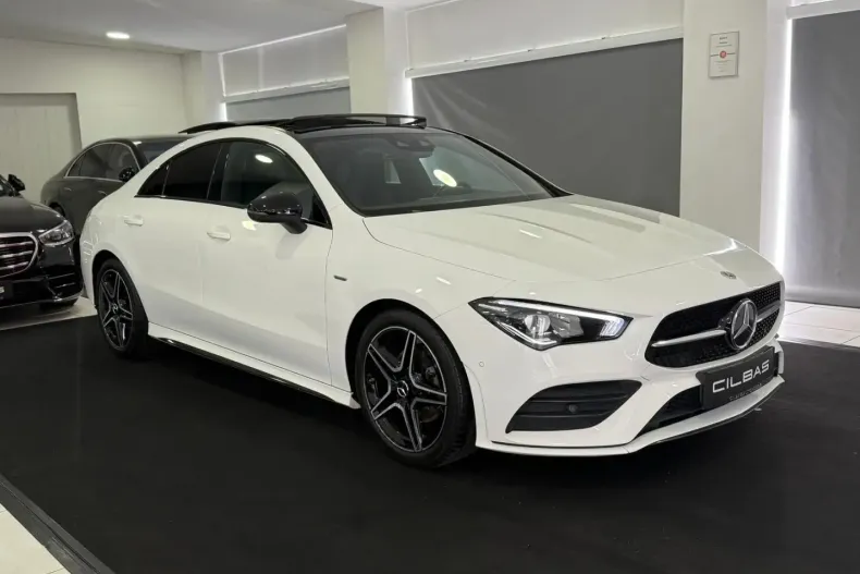 Mercedes-Benz CLA 200 din 2021 cu 74.662 km - oferta MER169538 - foto 7