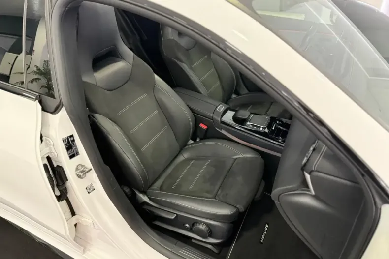 Mercedes-Benz CLA 200 din 2021 cu 74.662 km - oferta MER169538 - foto 24