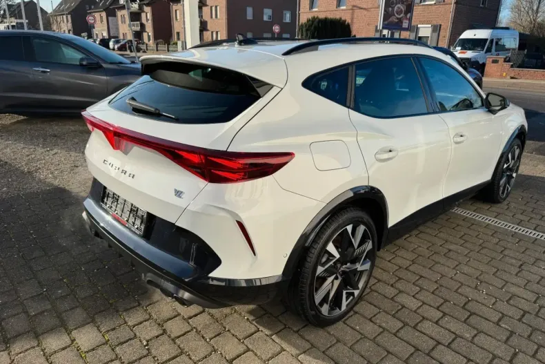 Cupra Formentor din 2025 cu 10.164 km - oferta CUP169539 - foto 4