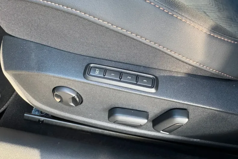 Cupra Formentor din 2025 cu 10.164 km - oferta CUP169539 - foto 11